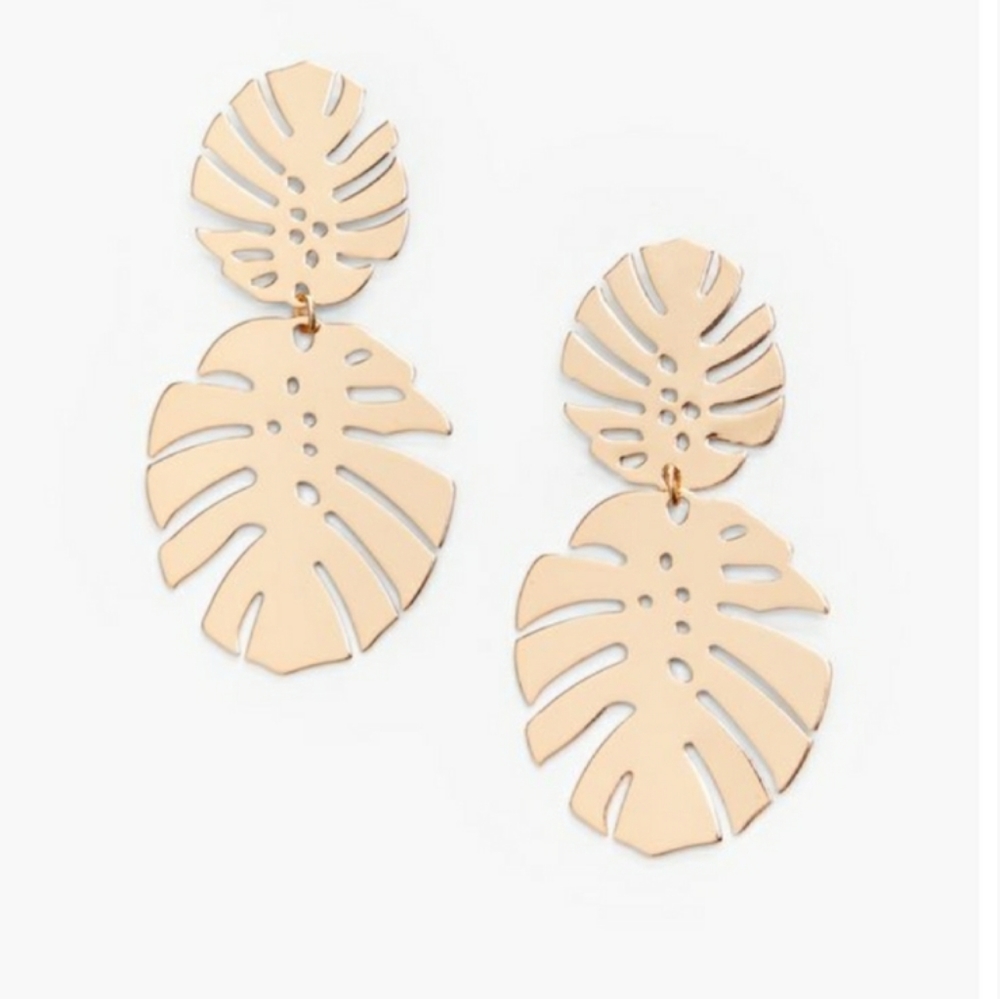 ⛱3/$20 Palm Leaf Earrings